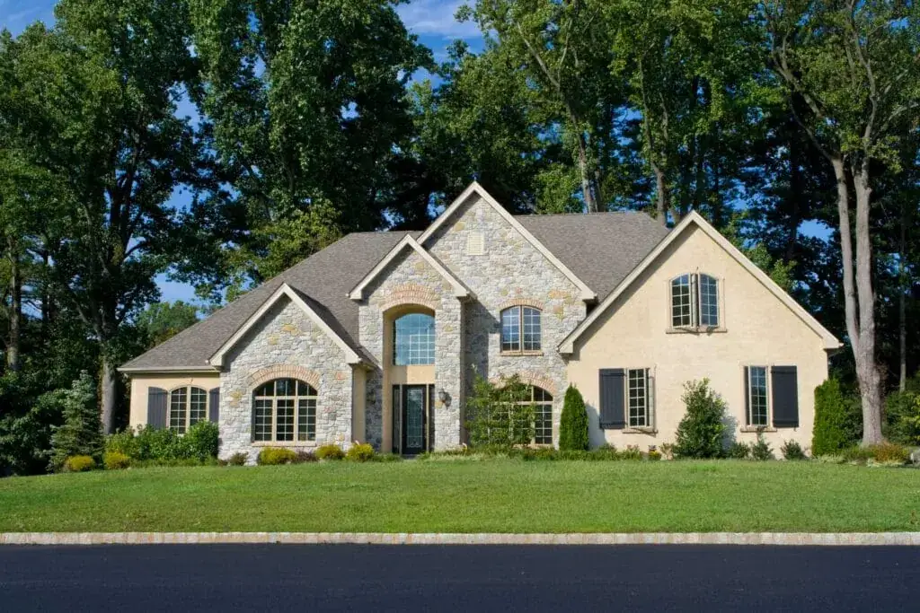 popular roof styles, best roof styles, popular roof shapes, Springfield